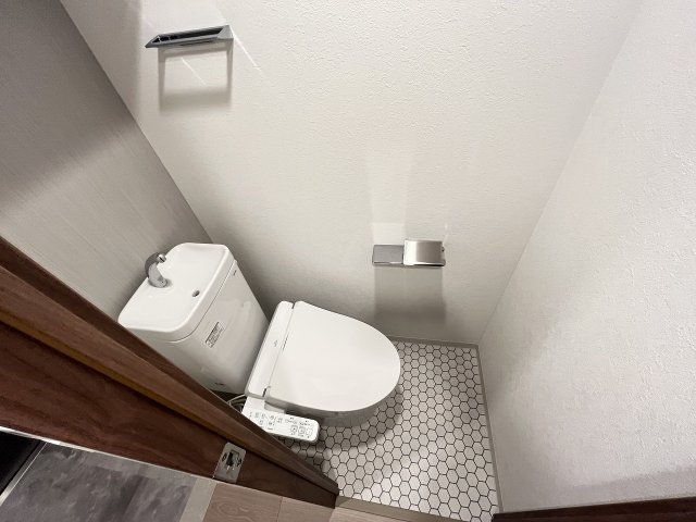 トイレ　清潔感のあるトイレです