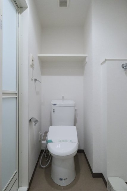 都営三田線 板橋区役所前駅 徒歩4分 13階建 築15年のトイレ写真