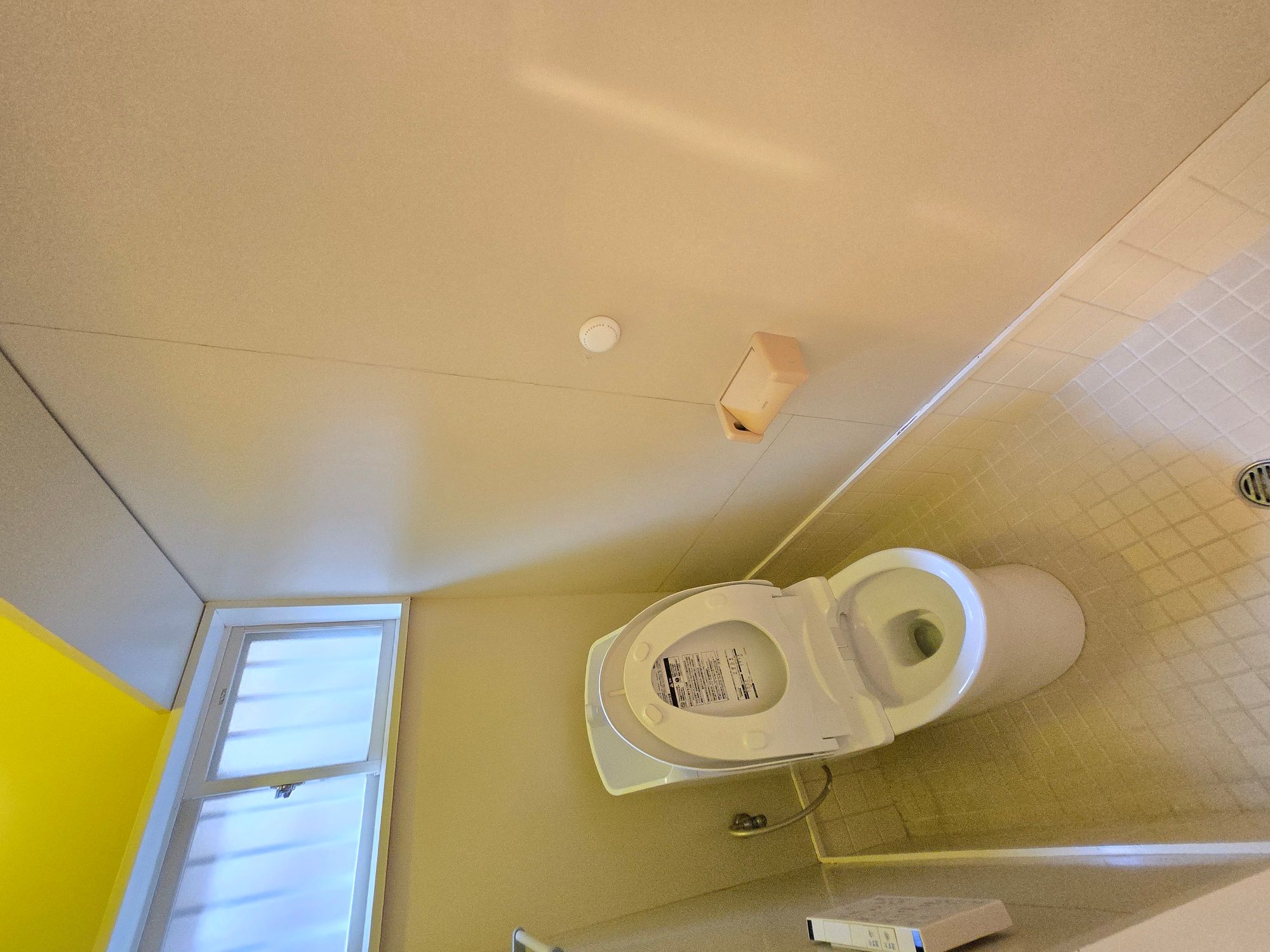 清水丘2 テラスハウスのトイレ写真