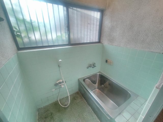 厚木市山際 戸建ての風呂写真