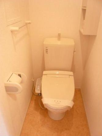セレノ・カーサAのトイレ写真