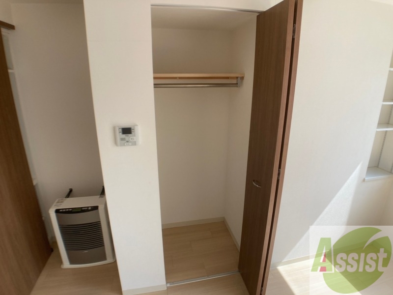 収納　収納もバッチリあるのでお部屋が片付きますよ！