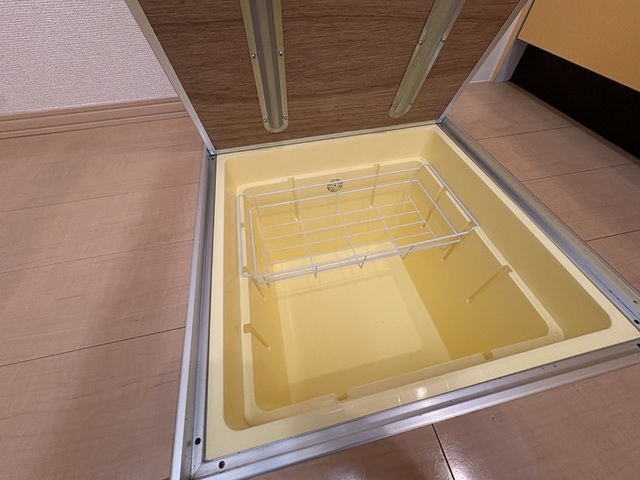 キッチン　床下収納