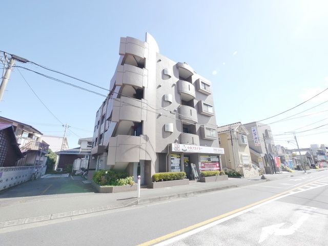 建物外観　★おしゃれな外観です★