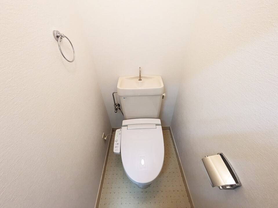 トイレ　トイレ