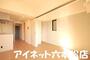 居室・リビング　落ち着いた雰囲気のお部屋です