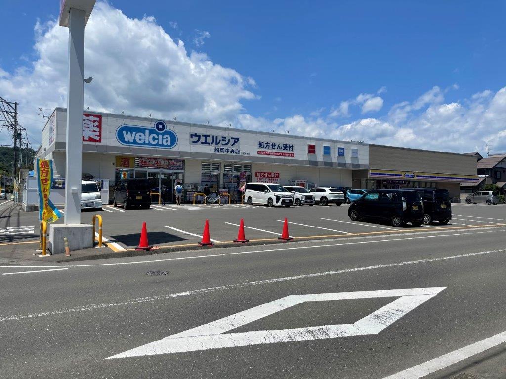 コンビニ　ミニストップ宮城船岡中央店（コンビニ）まで459m