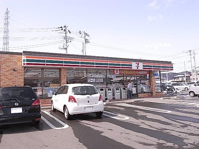 コンビニ　セブンイレブン柴田船岡中央3丁目店（コンビニ）まで834m