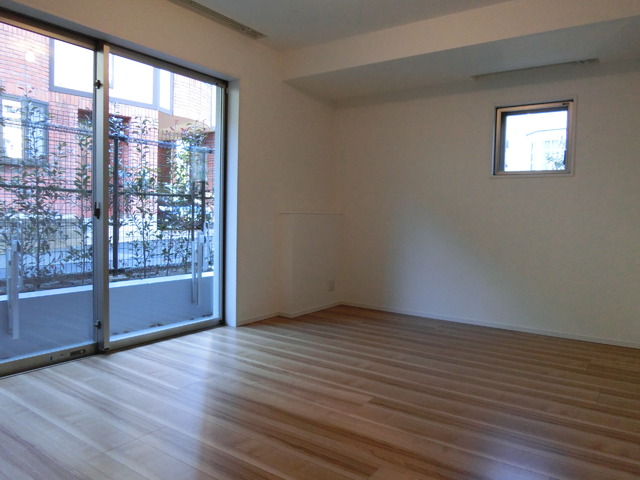 居室・リビング　内観