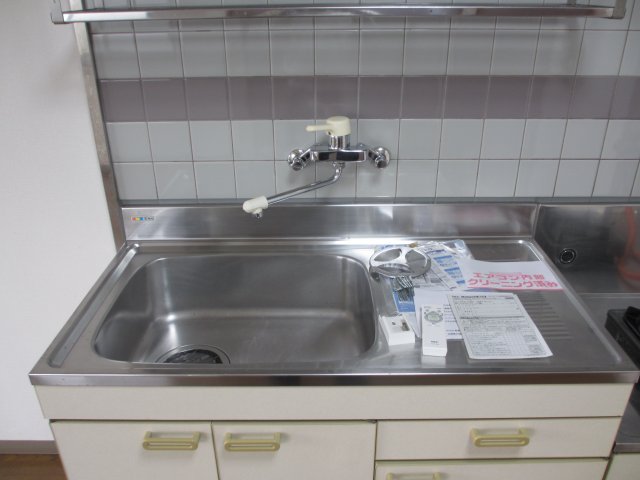 キッチン　2階別室の参考写真です。現況を優先します。（202）