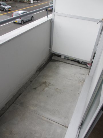 バルコニー　2階別室の参考写真です。現況を優先します。（202）