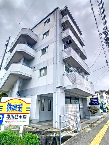 建物外観　2024年4月撮影