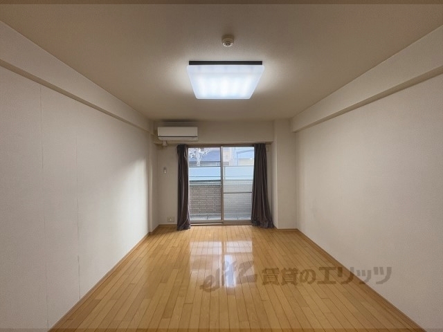 居室・リビング　居室