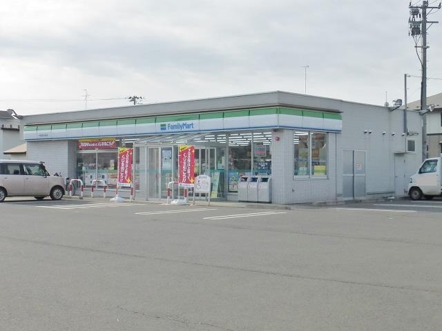 コンビニ　ファミリーマート十和田一本木沢店（コンビニ）まで804m