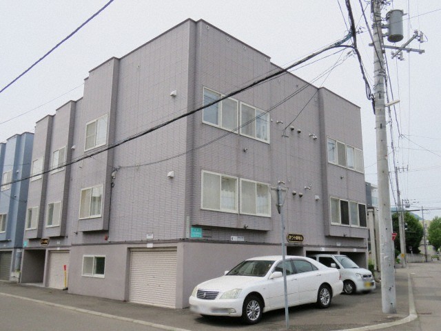 北海道札幌市豊平区平岸四条１１（アパート）の賃貸物件の外観