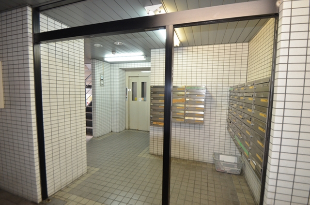 エントランス　エントランス