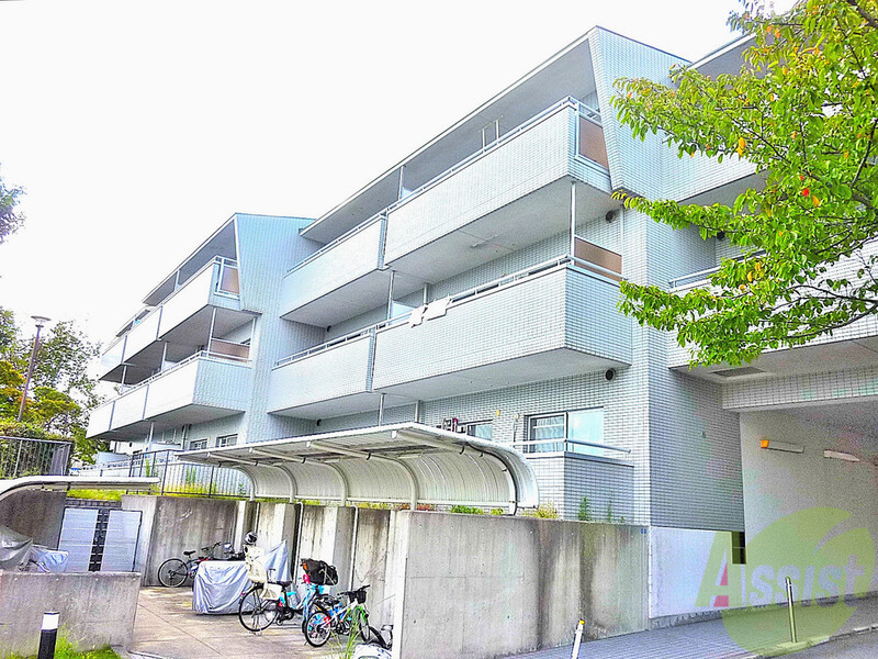 神戸市須磨区高倉町のマンションの建物外観