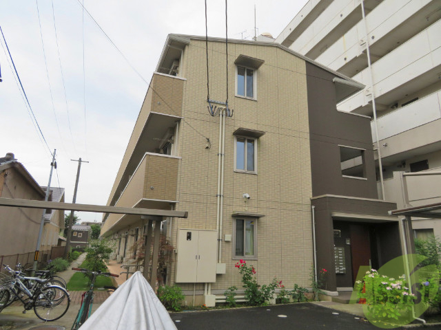 仙台市青葉区八幡のマンションの建物外観