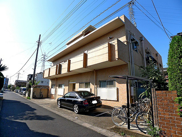 建物外観　シャロームのご紹介は住まいの窓口　アソシエへお任せ下さい。