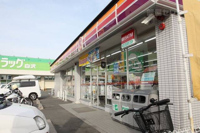 コンビニ　サークルＫ 平田小学校前店（コンビニ）まで100m