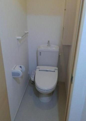 トイレ　温水洗浄暖房便座