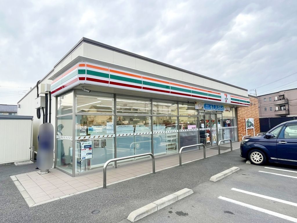コンビニ　セブンイレブン茅ヶ崎松林2丁目店（コンビニ）まで560m