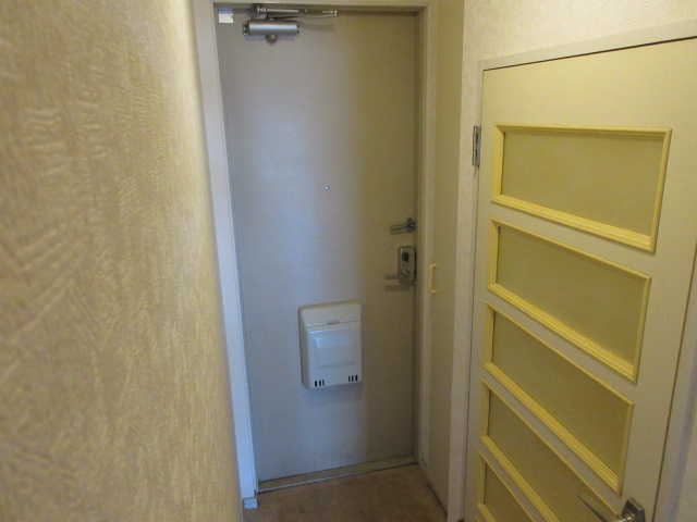 玄関　シューズボックス付いています。