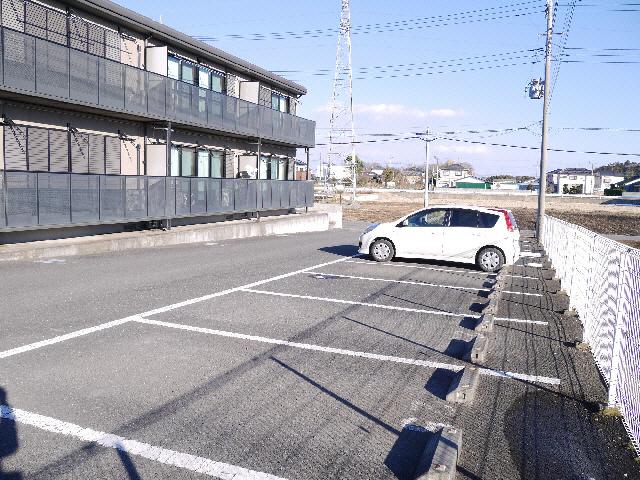 【サンライズ参番館の駐車場】