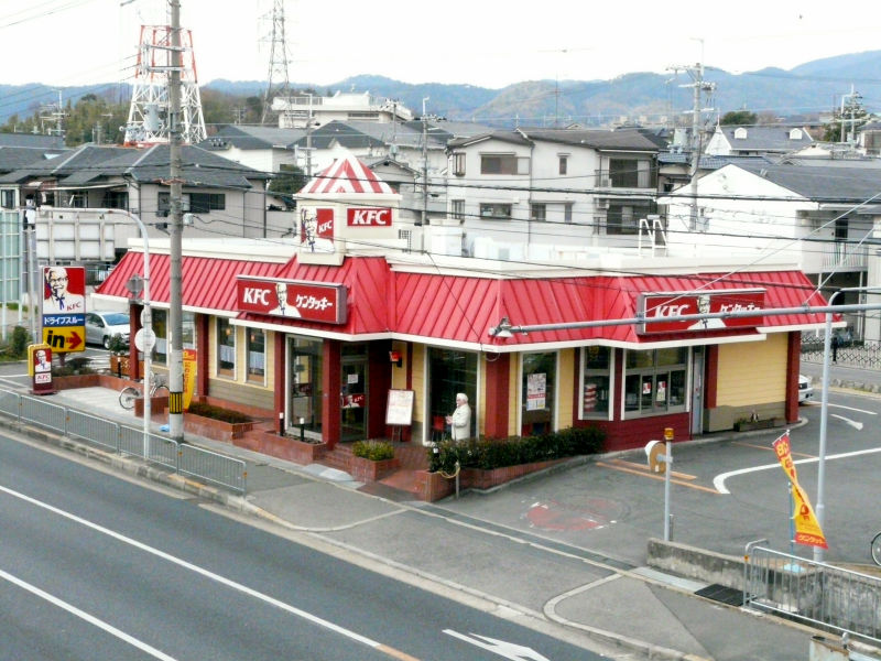 【メゾンプレジールの飲食店】