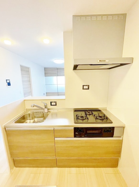 キッチン　★システムキッチングリル付き/３口コンロ★
