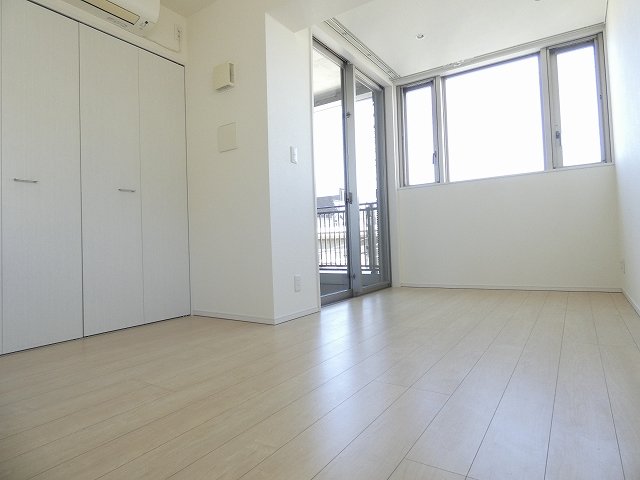 居室・リビング　居室