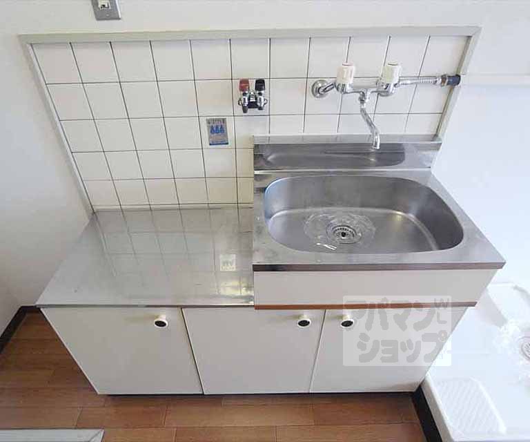 キッチン　二口コンロ設置可です