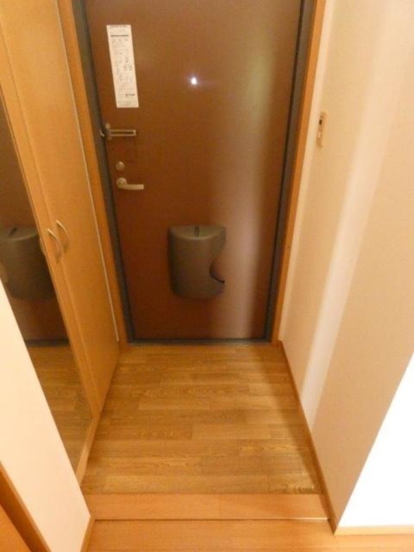 玄関　図面と現状に相違がある場合には現状を優先