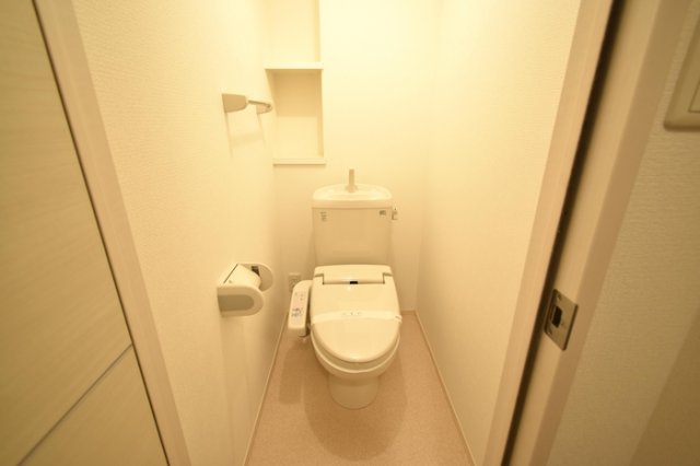 トイレ　ゆったりとした空間のトイレです