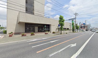 銀行　群馬銀行高崎支店（銀行）まで709m
