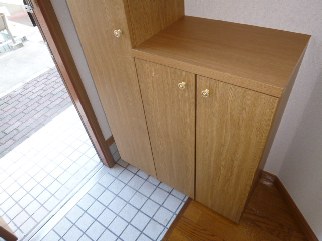 収納　シューズボックス