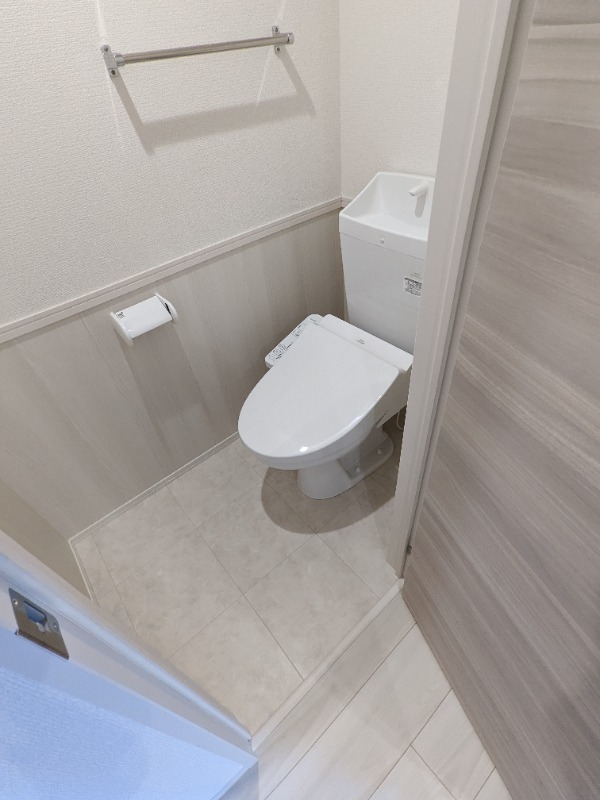 トイレ　図面と現状に相違がある場合には現状を優先