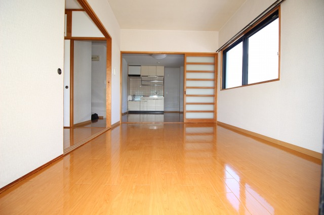 居室・リビング　ゆったりとした居間です