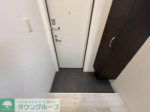 玄関　お問合せはタウンハウジングまで！※現地待合わせ相談可能
