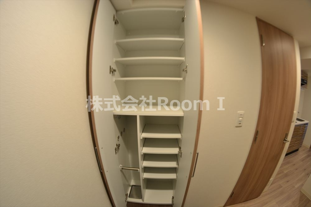 玄関　落ち着いた玄関です