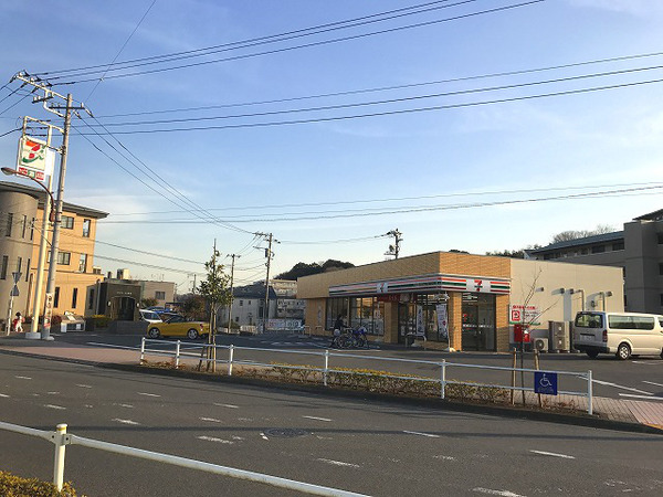コンビニ　セブンイレブン町田能ヶ谷4丁目店（コンビニ）まで419m