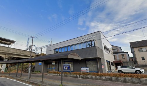 銀行　（株）滋賀銀行 支店堅田駅前支店仰木雄琴出張所（銀行）まで885m