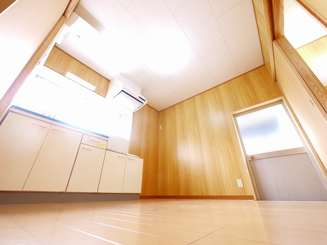 居室・リビング　ゆったりとした居間です