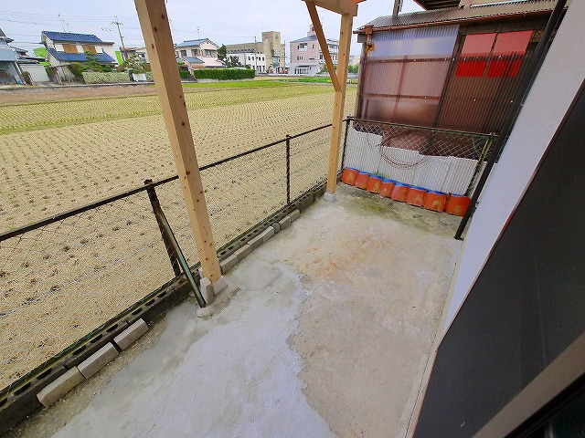 庭　洗濯物干せます