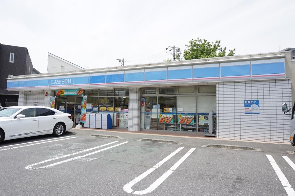 コンビニ　ローソン 竹の塚二丁目店（コンビニ）まで519m
