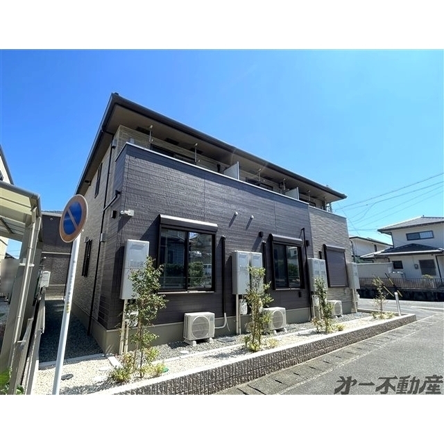 エントランス　建物外観