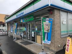 コンビニ　ファミリーマート 中川ときわ店（コンビニ）まで418m