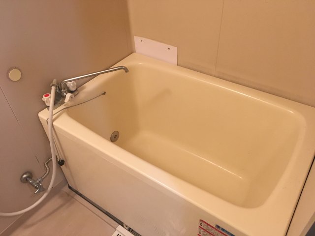 バス・シャワールーム　お風呂です