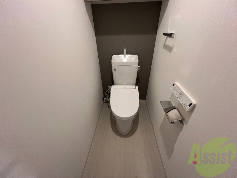 トイレ　温水洗浄便座付きトイレなのでとても快適です