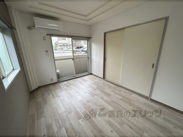 居室・リビング　洋室